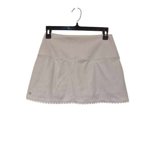 IVL Collective Women's White Nylon/Spandex Mini Scalloped Edge Tennis Skirt Skor - Picture 6 of 7